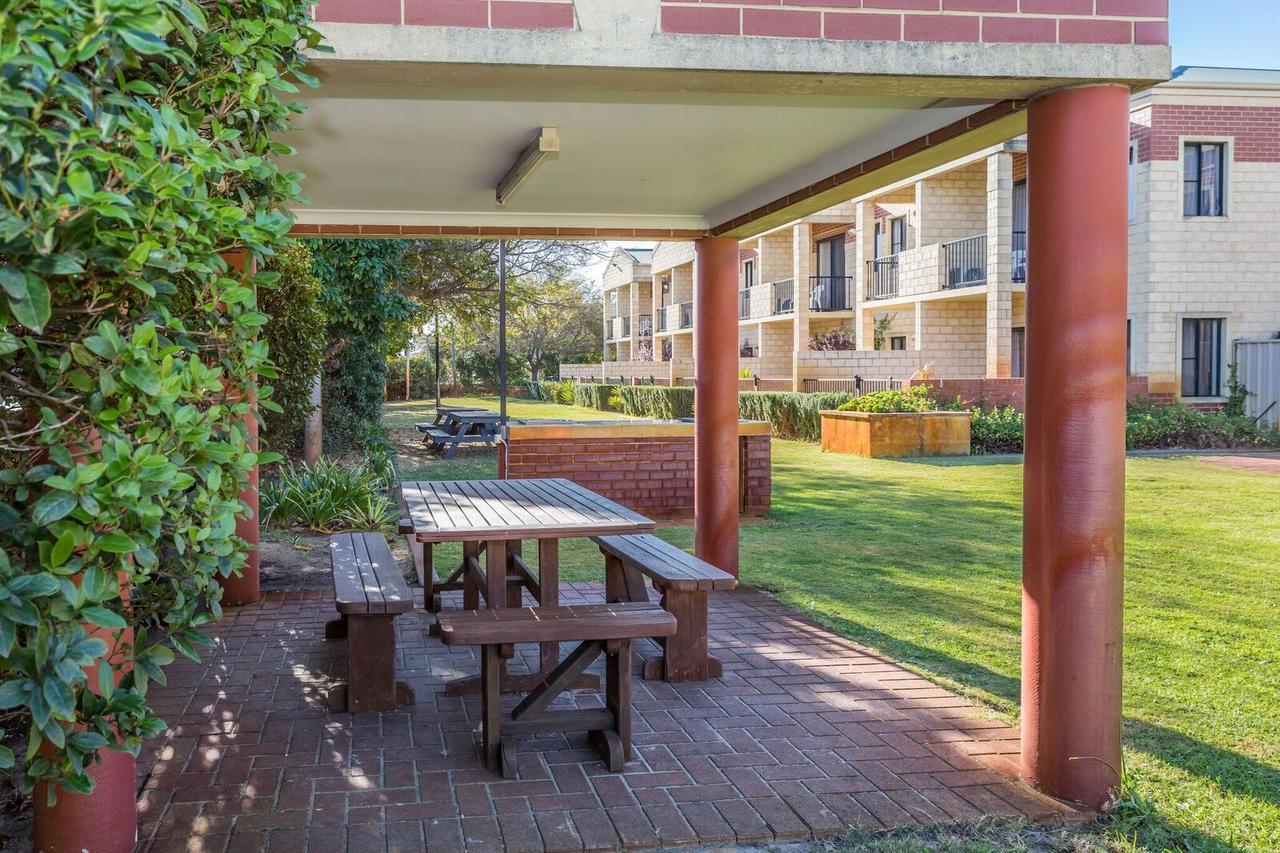 Country Comfort Perth Exterior foto